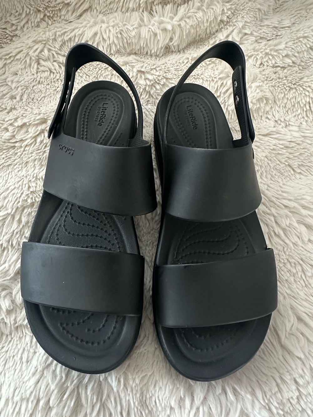 CROCS Black Brooklyn Low Wedge Sandal